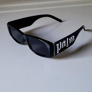 - Palm angels sunglasses